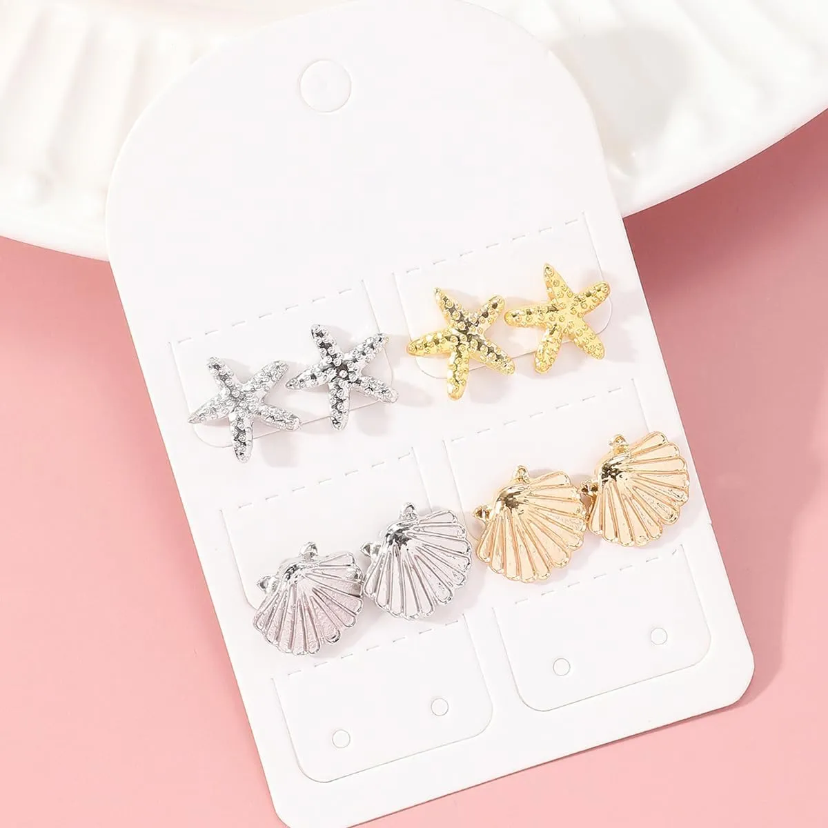 4 Pairs Earrings Set Clam Shell Starfish Conch Sea Shell Charm Cowrie Earrings for Women Pearl Stud Earring Summer Beach Ocean Starfish Jewelry
