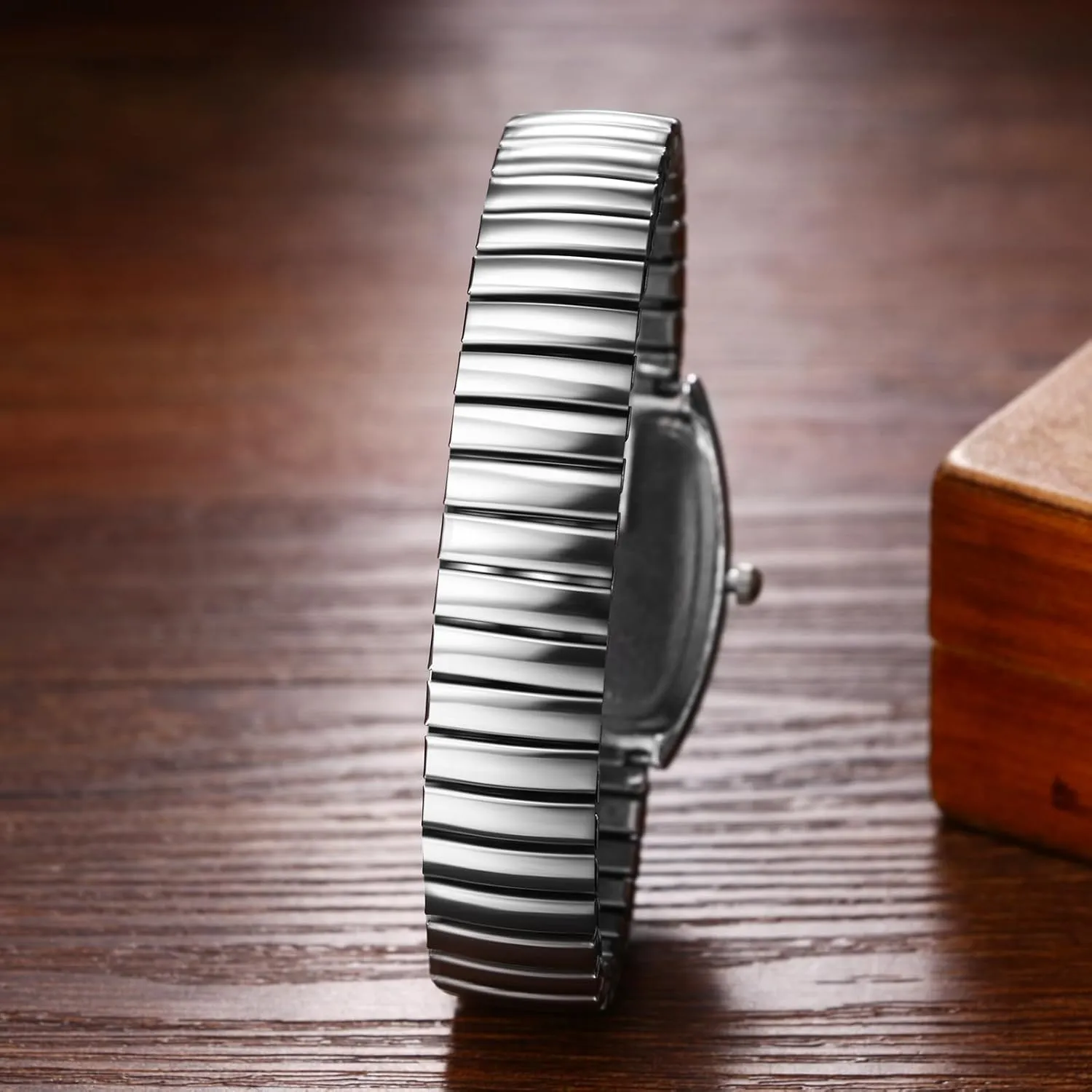 Avaner Elastic Strap Wrist Watches: Stretch Band Gold Silver Easy Reader Bracelet His and Her Bangle Wrist Watches for Men Women