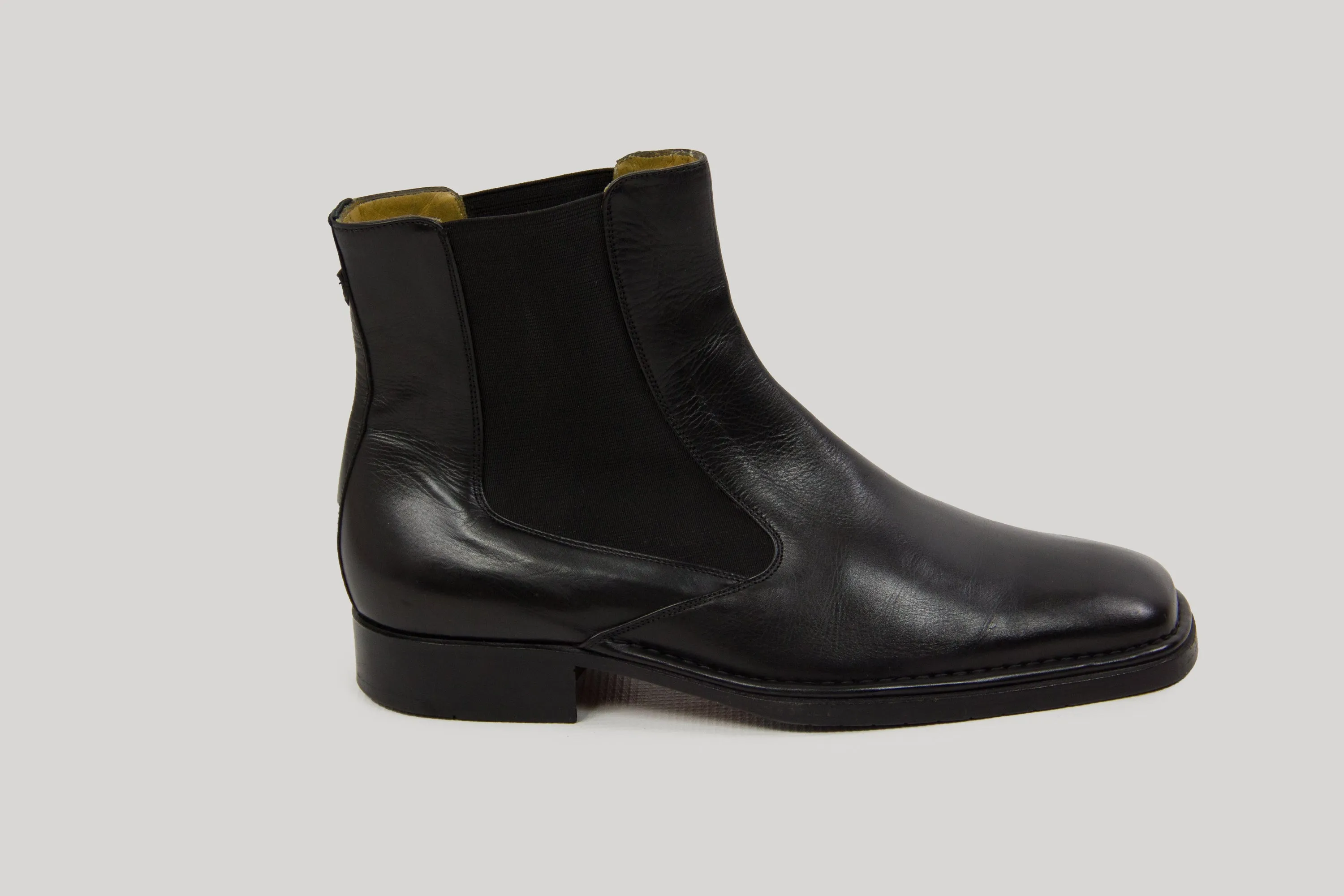 BALLY Black Leather Chelsea Boots SIZE US 9