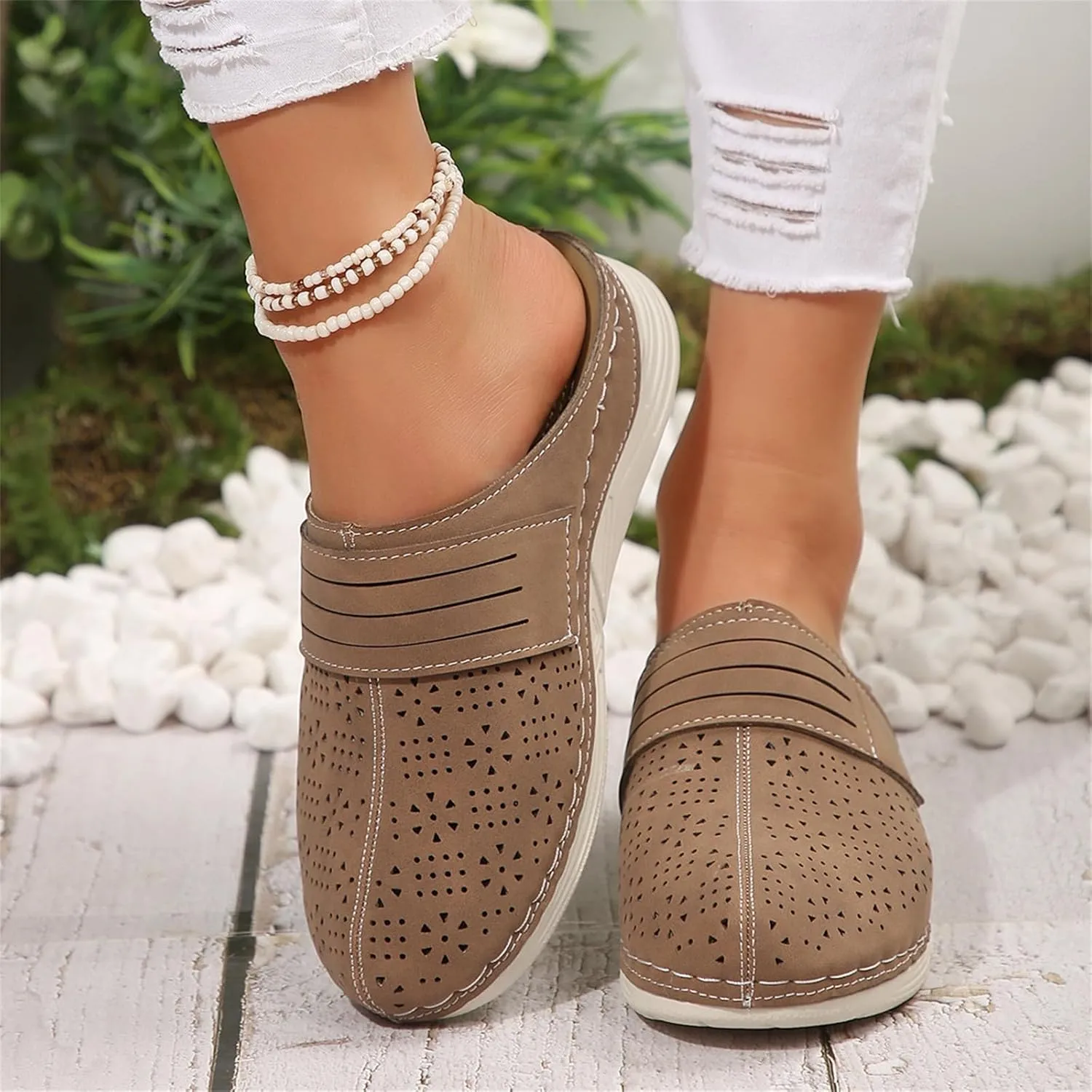 Clogs for Women Slip On Mules Closed Toe Arch Support Sandals Summer Casual Comfortable Backless Low Wedge Beach Walking Shoes Orthopedic Mule Slippers Dressy Wedges Platform Slides Sandal
