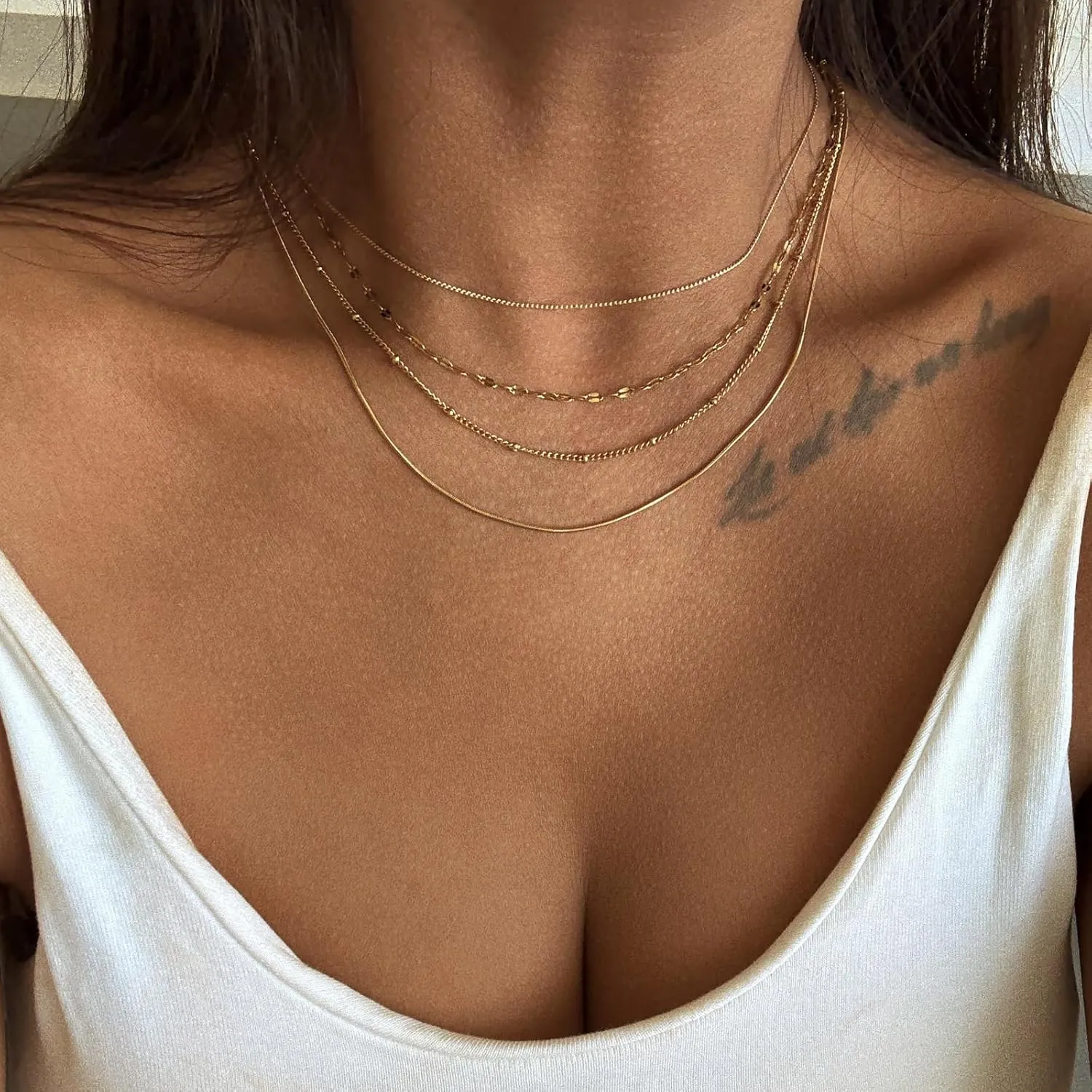 Gold Necklaces for Women, Dainty Herringbone Choker Necklace for Women 18K Gold Layered Chunky Snake Chain Necklaces Jewelry Gifts