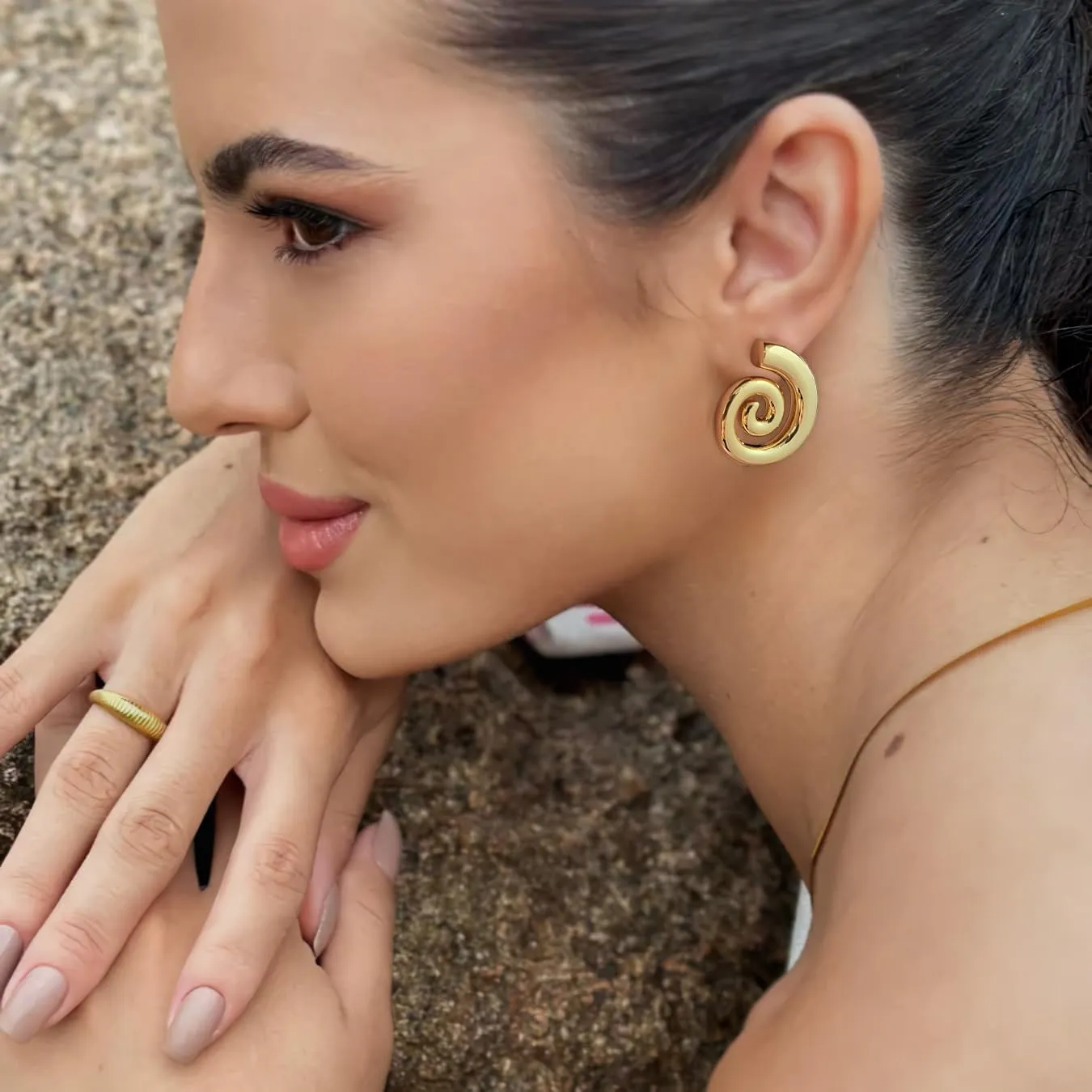 Gold Starfish Earrings for Women Beach Ocean Style Trendy Shell Dangle Earrings for Vacation Chunky Seashell Studs Hypoallergenic Statement Summer Jewelry