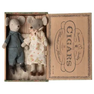 Maileg grandma and grandpa mice in cigar box