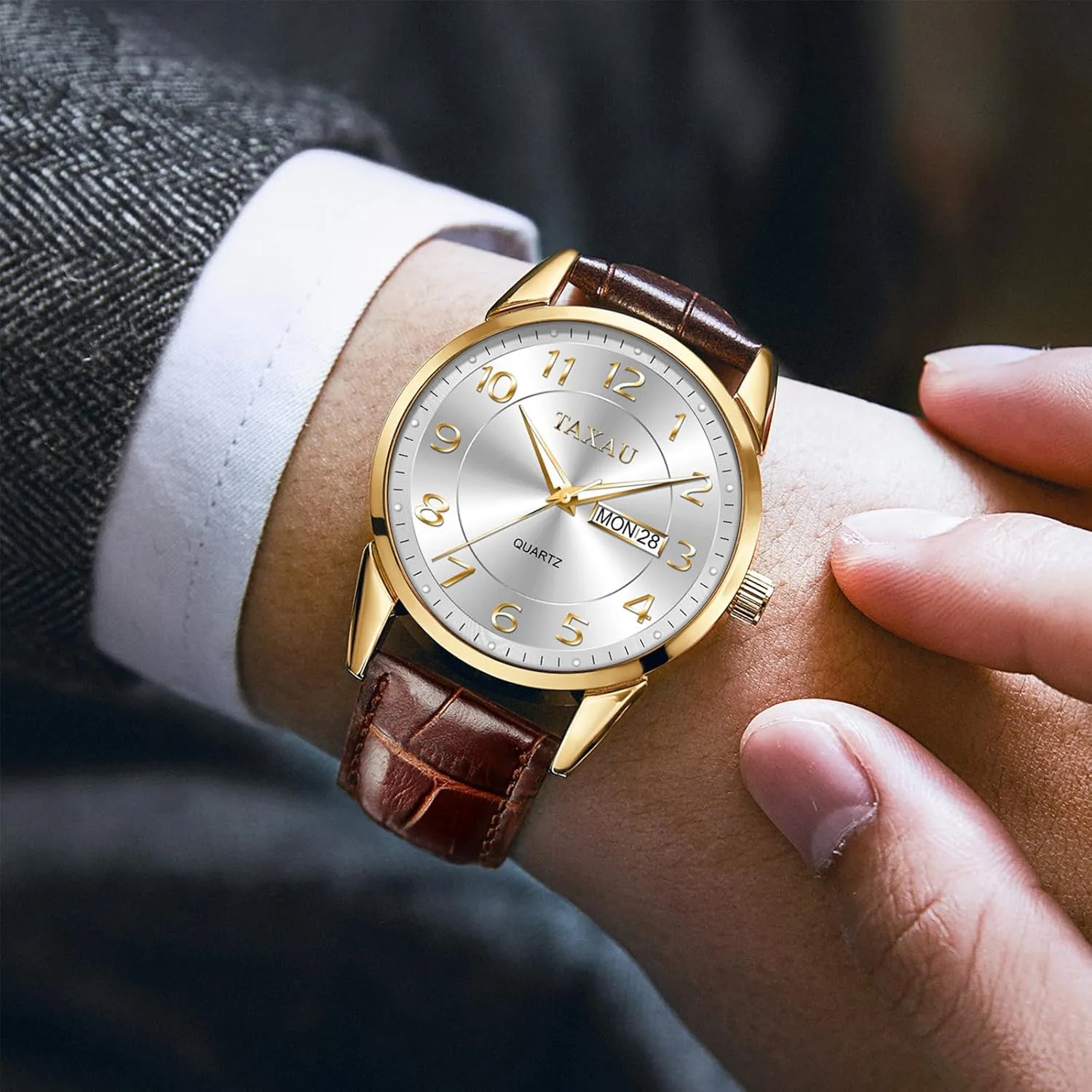Men Dress Watch Waterproof Leather Watches for Men with Day Date Luxury Large Arabic Numerals Analog Quartz Classic Leather Watch Easy Read relojes para Hombres