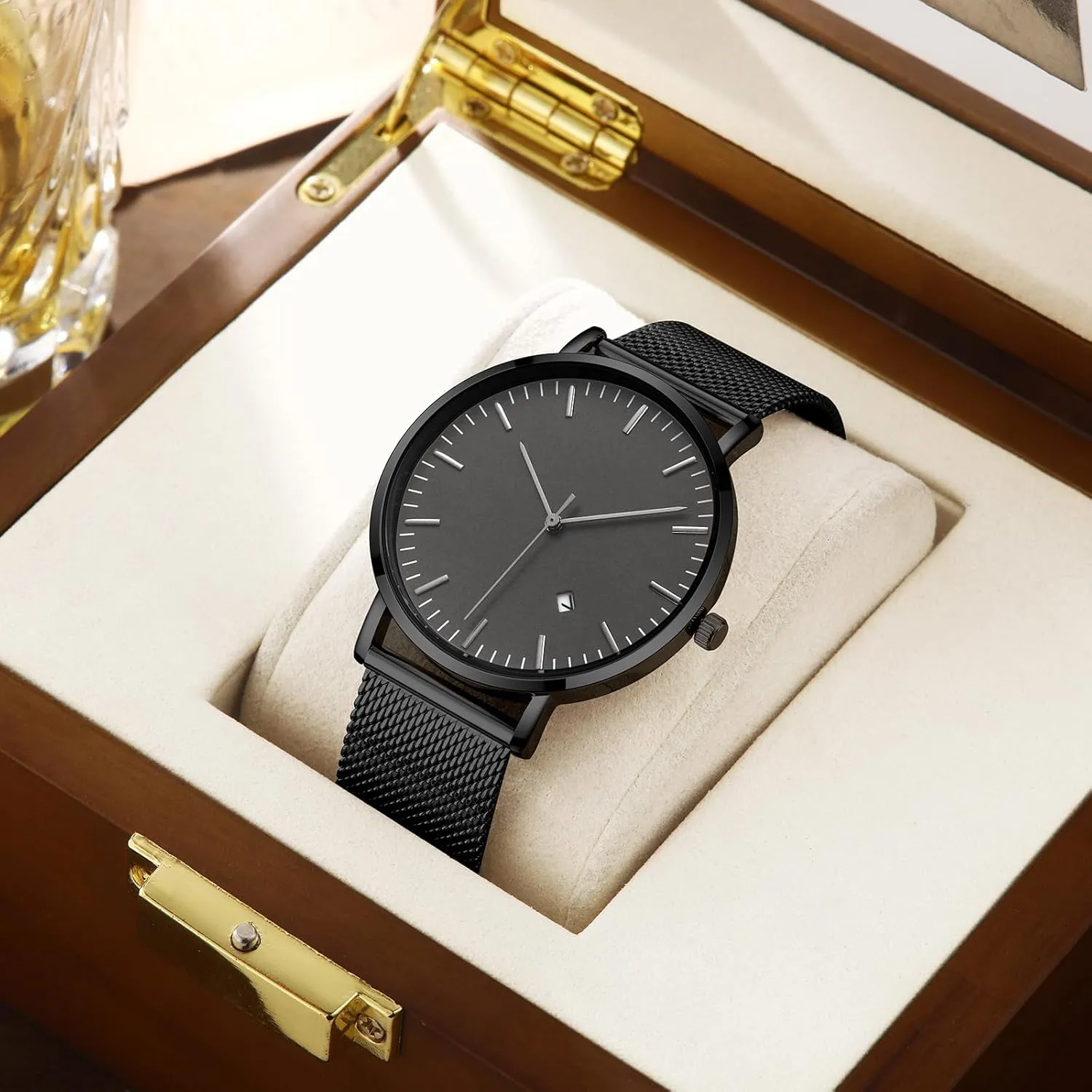 Men's Watch Simple Men's Wrist Watch Simple Ultra-Thin Fashion Mesh Stainless Steel Quartz Date Watches for Men with Waterproof