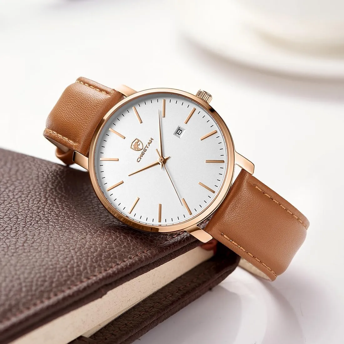Minimalist Waterproof Quartz Watches for Men with Leather Strap, Auto Date