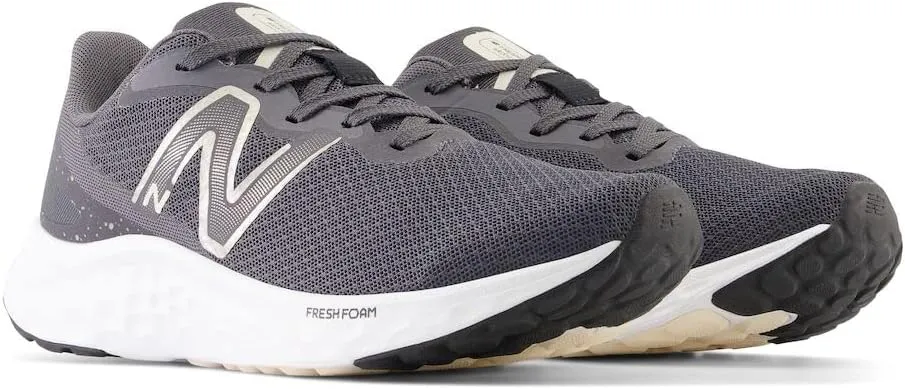 New Balance Women's Fresh Foam Arishi V4 Running Shoe