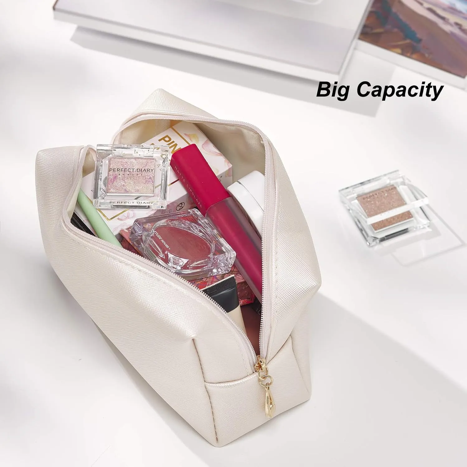 PU Leather Cosmetic Bag for Women Minimalism Makeup Bag for Daily Use Portable Storage Purse Small Neat Cosmetic Pouch Water-resistant Toiletry Bag for Travel(Black)