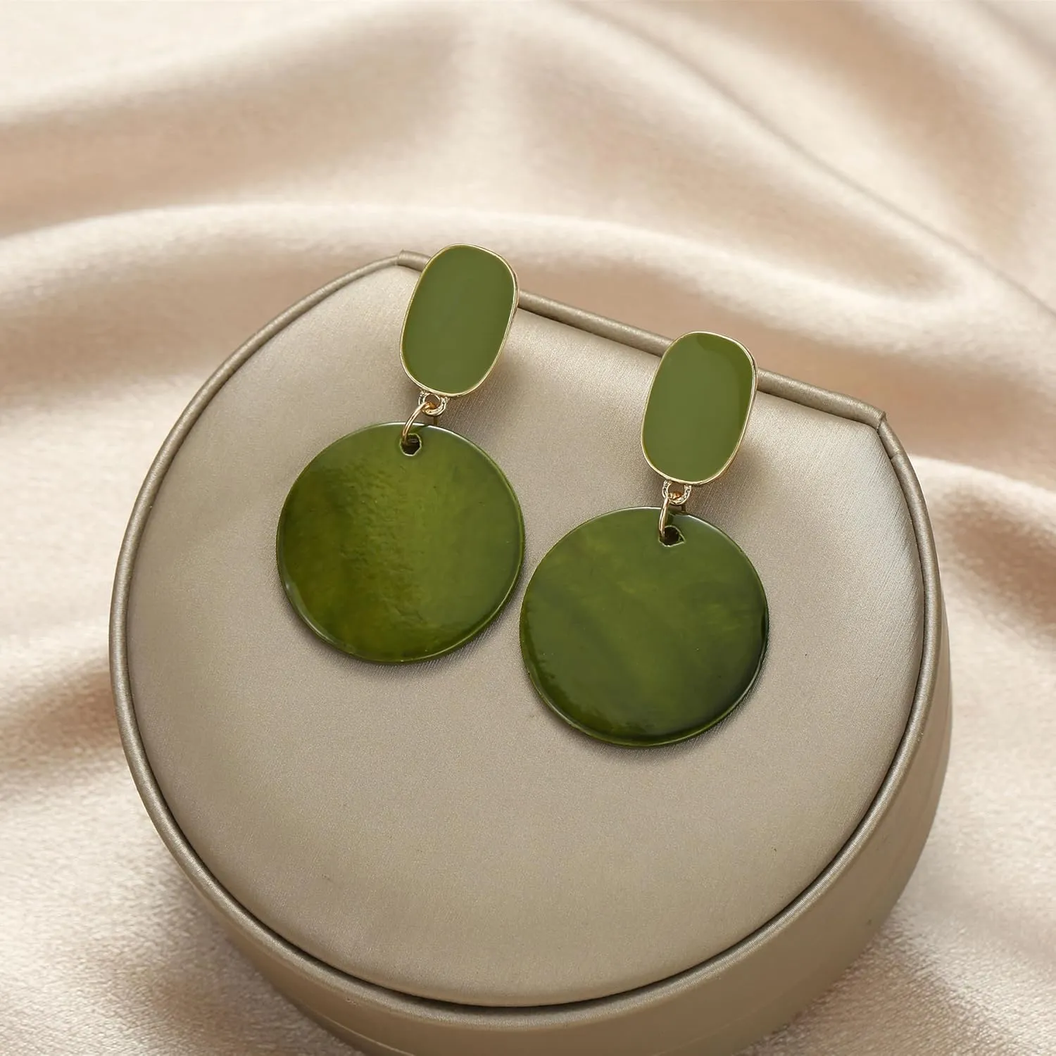 Round Circle Sea Shell Drop Earrings for Women Bohemian Statement Hypoallergenic Stud Dangle Earrings