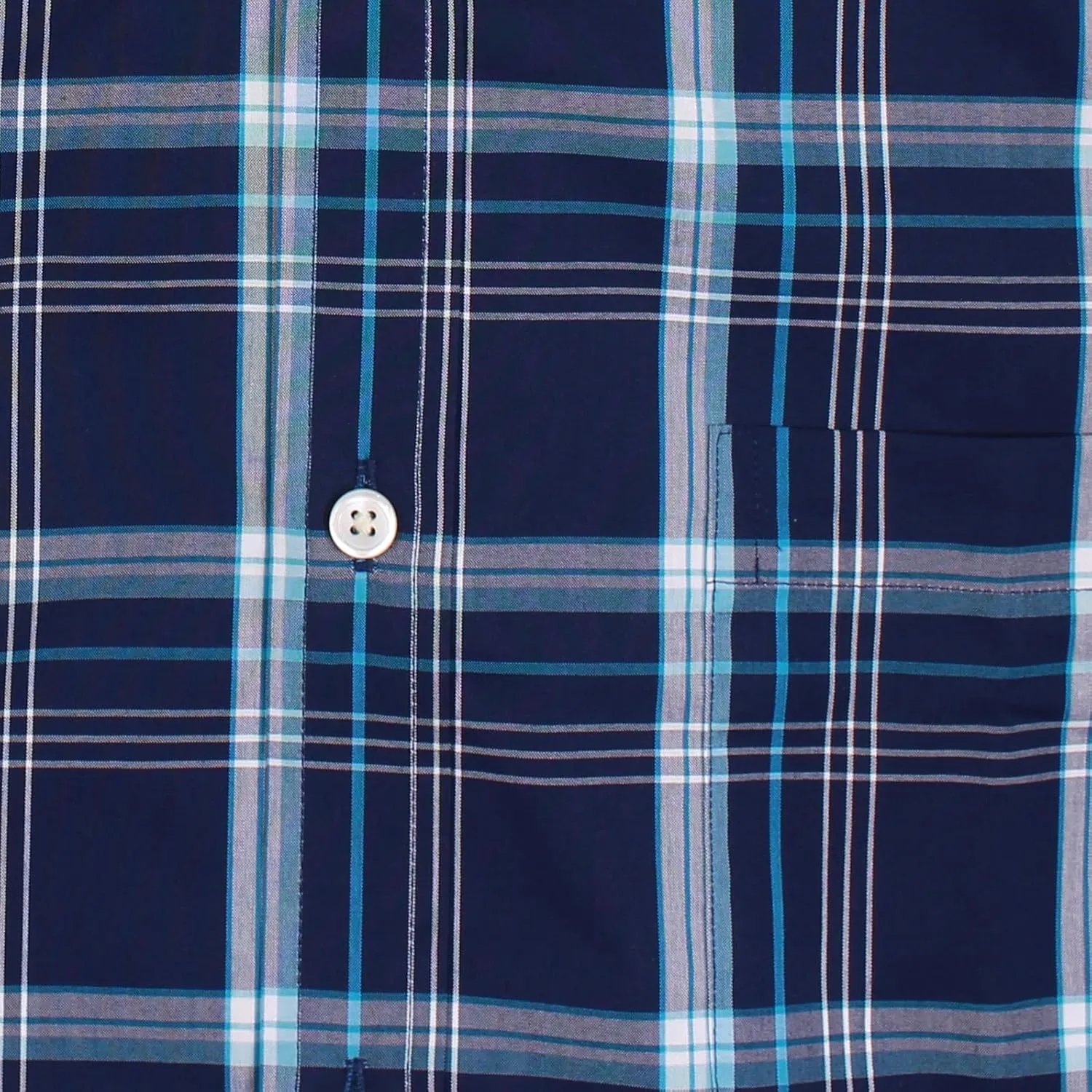 Roundtree & Yorke TravelSMART Men's Short Sleeve Button-Down Shirt Wrinkle Resistant Non-Iron Regular Sizes