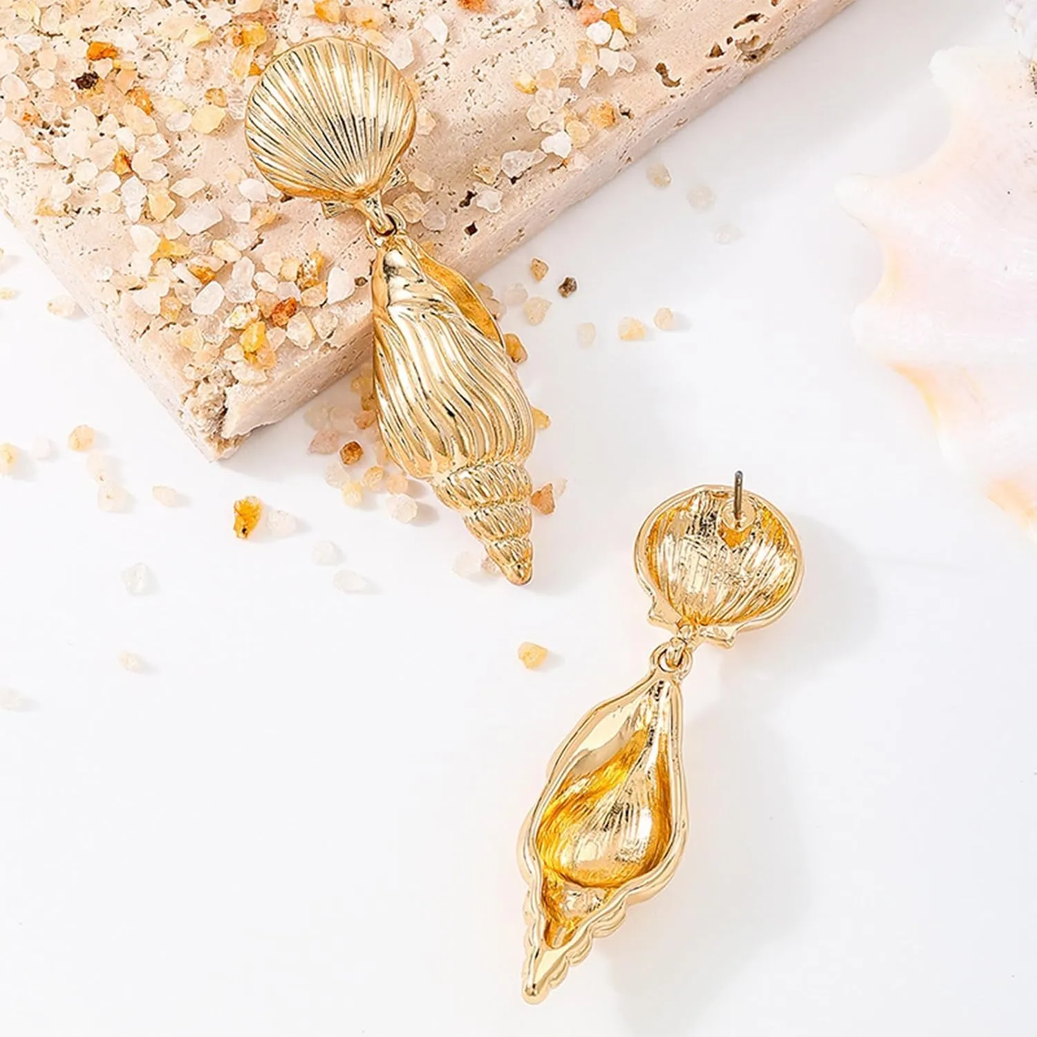Shell Earrings for Women Seashell Stud Earrings Dangle Gold Ocean Earrings Summer Beach Beach Vacation Essentials