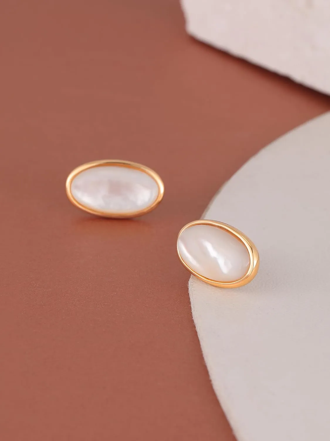 S.Leaf Minimalism Mother of Pearl Stud Earrings for Women Sterling Silver Shell Earrings Round I Heart I Square I Oval Shell Stud Earrings for Women