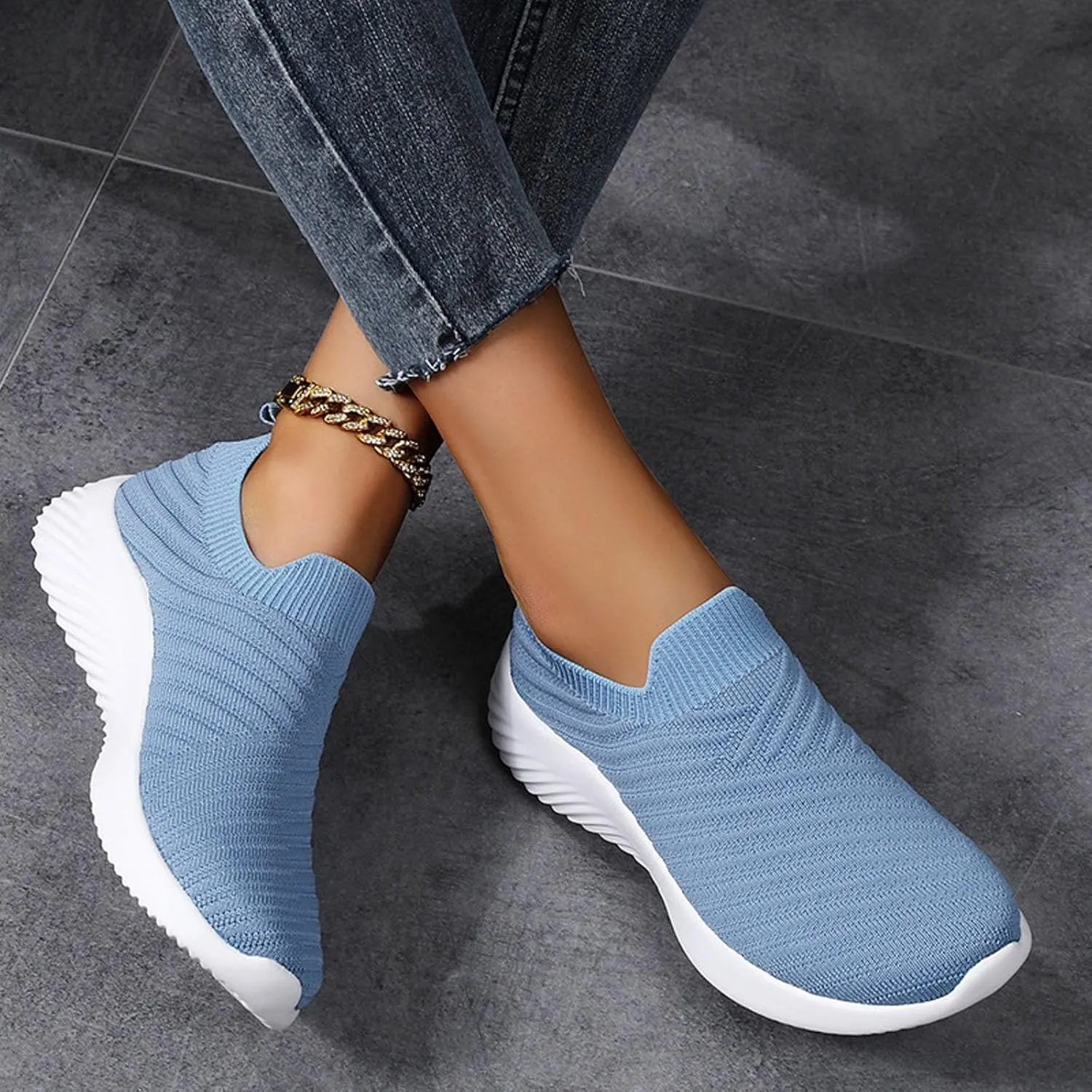 Walking Shoes Women Slip On Knit Mesh Running Athletic Shoes Lightweight Comfort Mesh Breathable Travel Sneakers