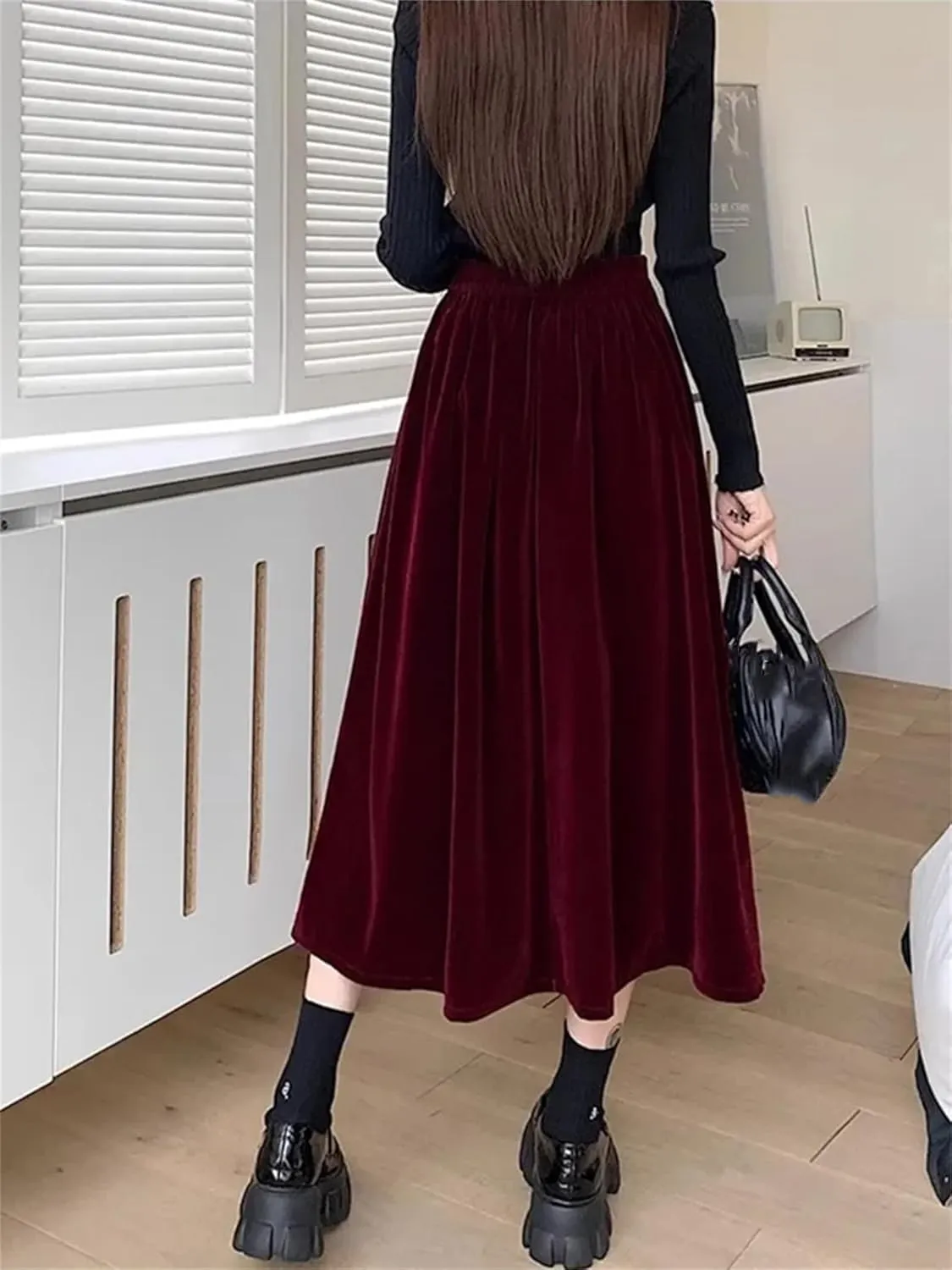 Winter Warm Fleece Vinatge A-Line Skirts for Women Elegant High Waist Black Ladies Fashion Midi Pleated Skirt