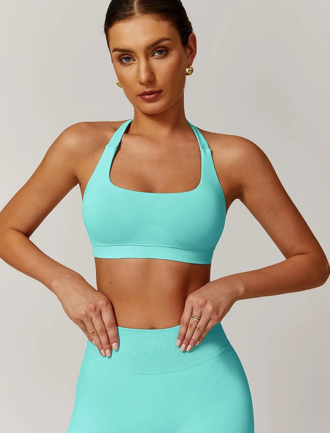 Women Seamless Halter Sports Bras Padded Low Impact Workout Gym Yoga Bra Running Crop Tank Tops with Removable Cups