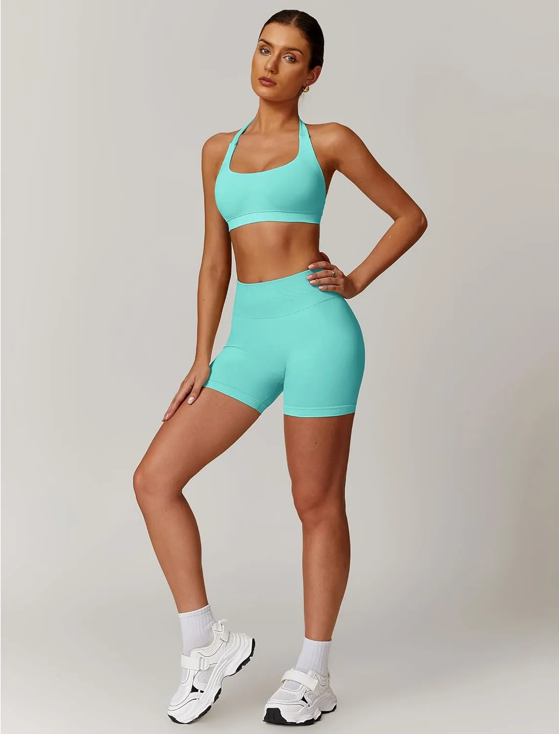 Women Seamless Halter Sports Bras Padded Low Impact Workout Gym Yoga Bra Running Crop Tank Tops with Removable Cups
